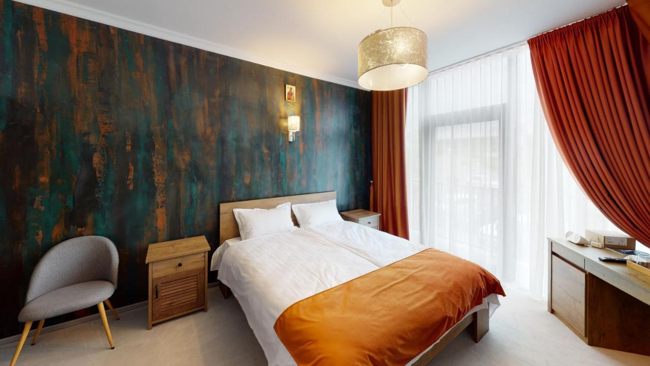 Hotel Angel Sofia Falticeni Bagian luar foto