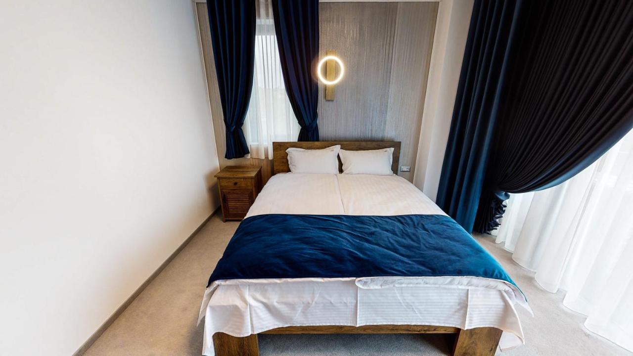 Hotel Angel Sofia Falticeni Bagian luar foto