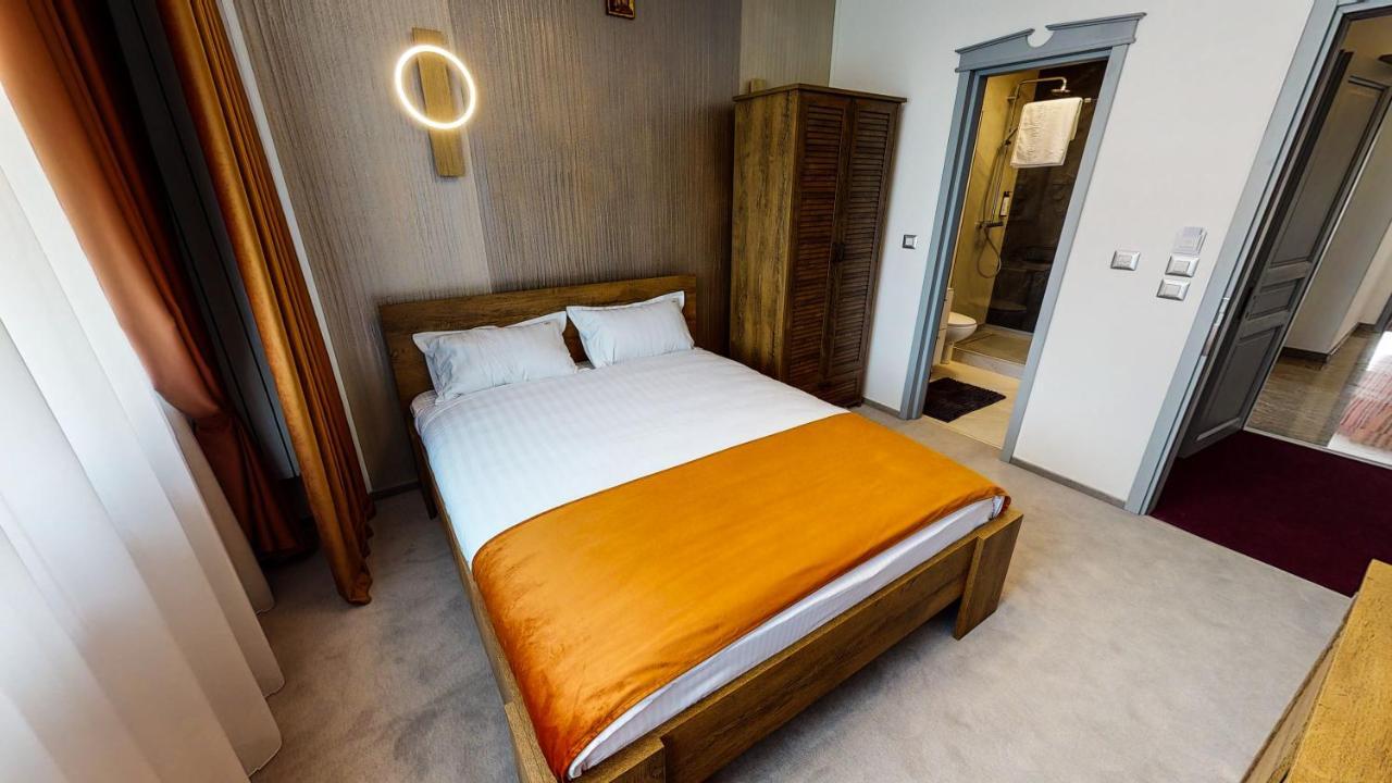 Hotel Angel Sofia Falticeni Bagian luar foto