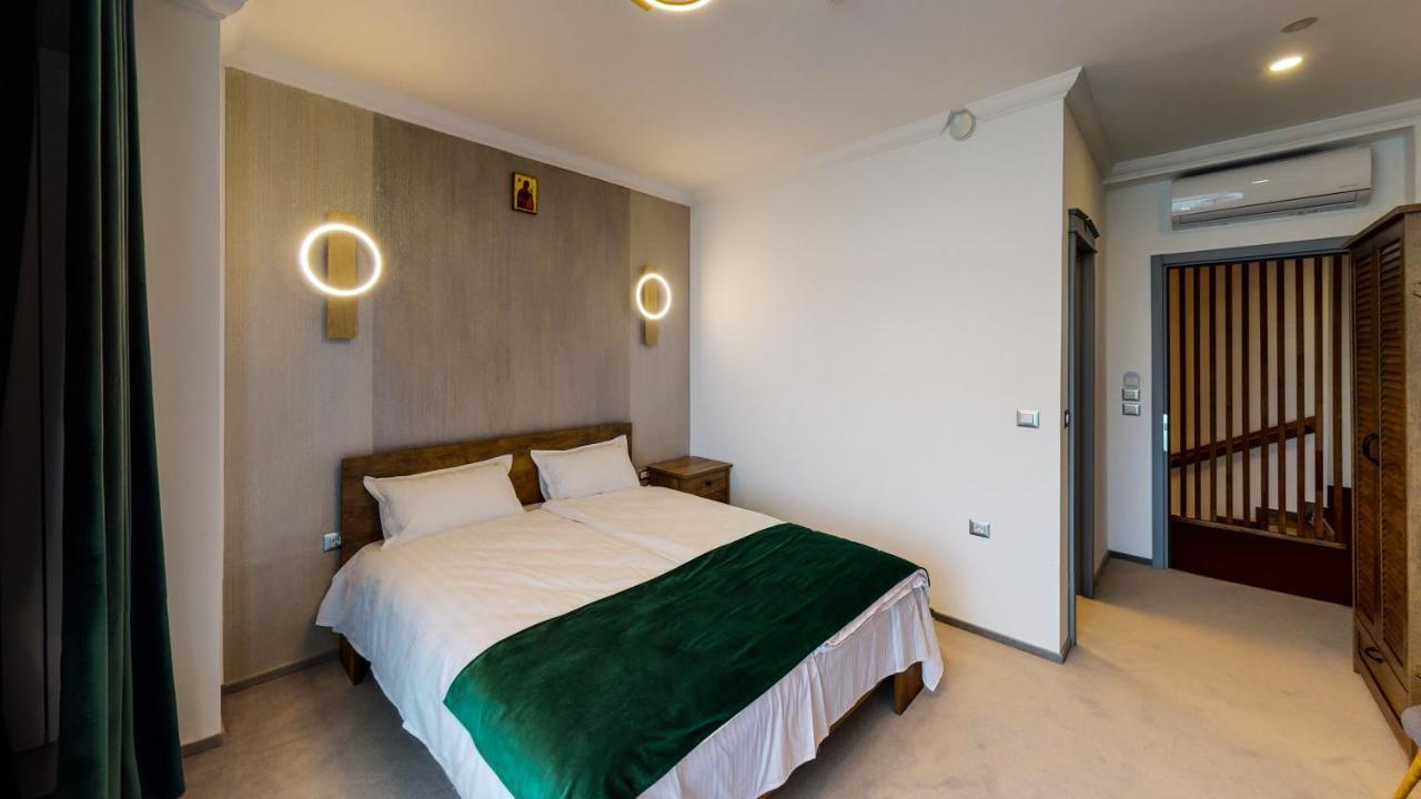 Hotel Angel Sofia Falticeni Bagian luar foto
